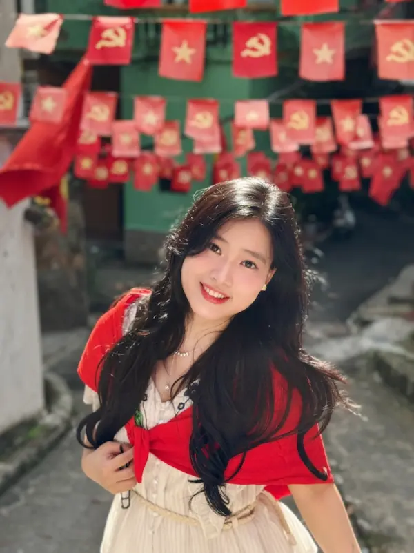 Nguyễn Thị Ngọc 1 Cô giáo Nguyễn Thị Ngọc, IELTS 7.5, TESOL